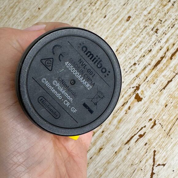 Nintendo Amiibo Pikachu Pokémon Game Figurine - Picture 3 of 4